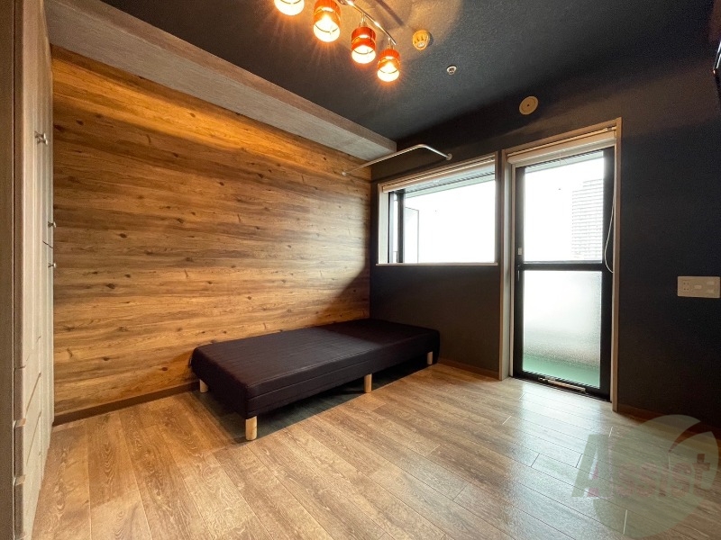 居室・リビング　広くてキレイなお部屋が広がっていて、充実した生活が送れそう。