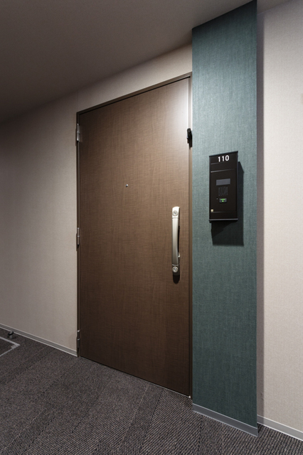 玄関　※写真は同タイプ住戸です。