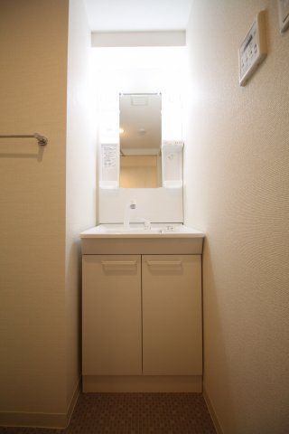 洗面設備　グランディール田端　北区田端新町1