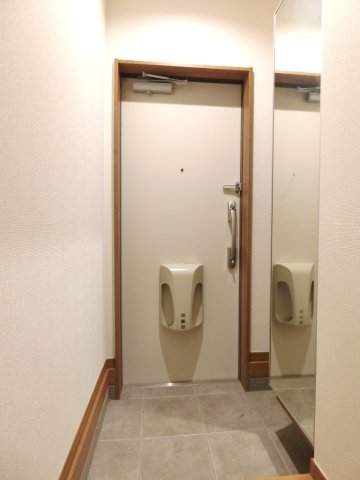 玄関　別室・参考203号室
