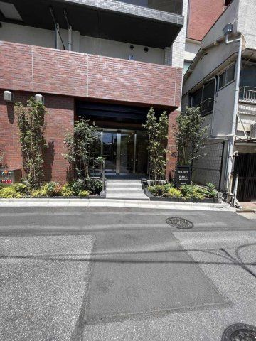 エントランス　毎日通るエントランスはこのようになっています
