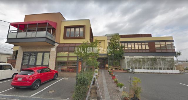 飲食店　レ・クレール（飲食店）まで747m