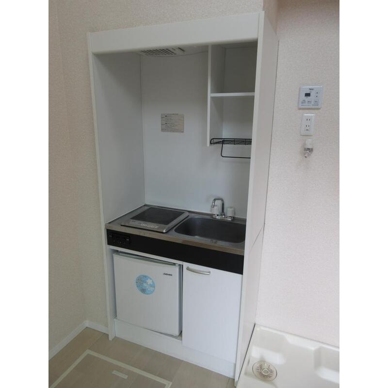 キッチン　コンパクトなキッチンで掃除もラクラク