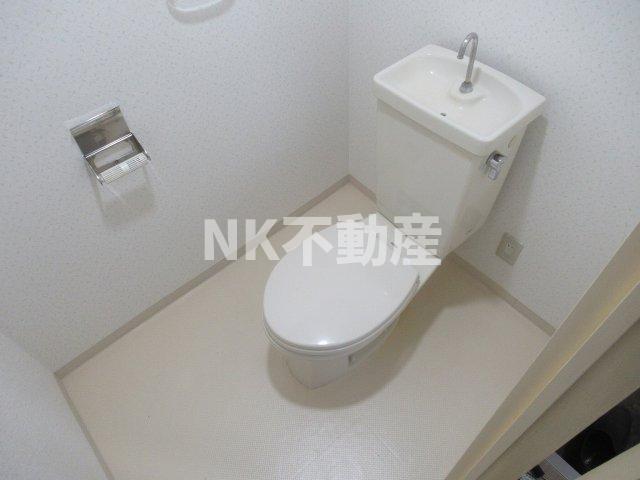 トイレ　トイレもきれいです
