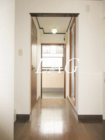 玄関　玄関です。