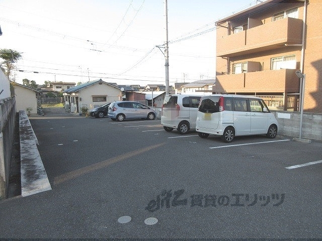 駐車場　１