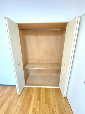 収納　洋室1☆