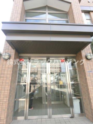 エントランス　【お部屋さがしはラックハウジングにお問合せ下さいませ♪】