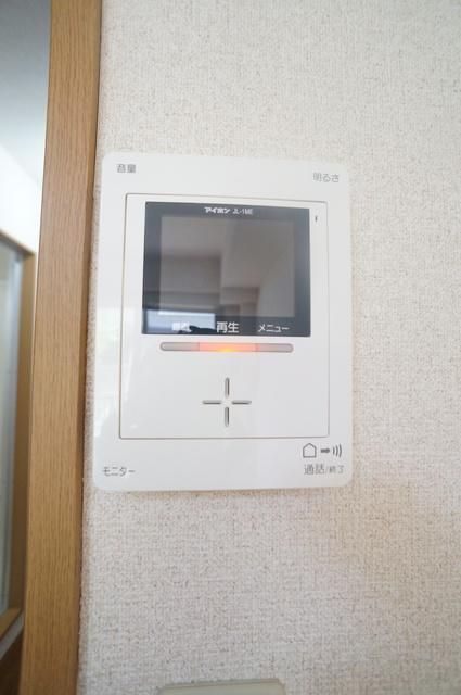 セキュリティ　TVモニタ付インターホン完備で突然の来訪者が来ても安心◎