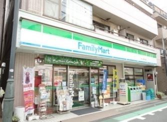 コンビニ　ファミリーマート池ノ上駅北口店（コンビニ）まで300m