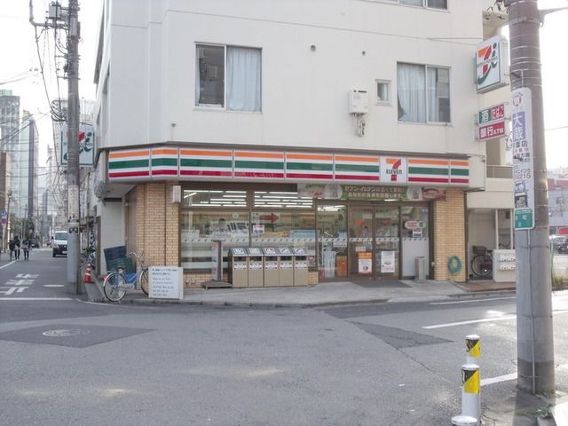 コンビニ　セブンイレブン（コンビニ）まで190m