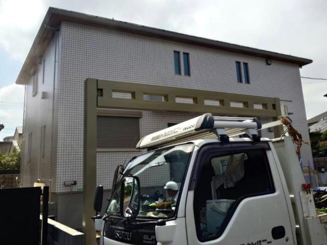 建物外観　建築中