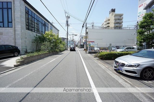 その他　前面道路（その他）まで10m