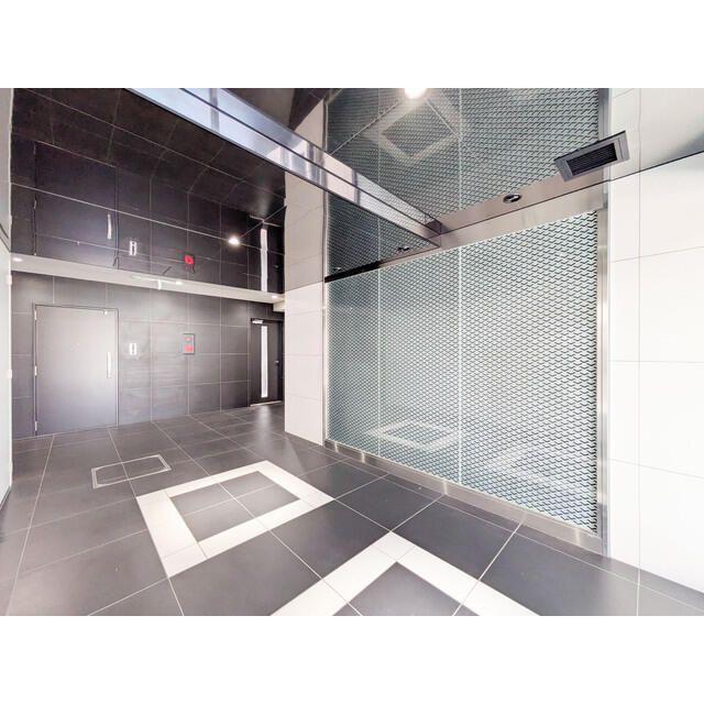 東京メトロ東西線 南行徳駅 徒歩9分 5階建 築6年の外観写真