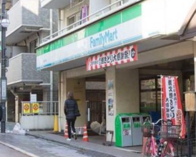 コンビニ　ファミリーマート 北品川店（コンビニ）まで98m