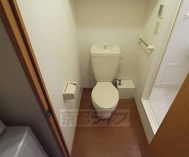 トイレ　清潔感のあるトイレです。