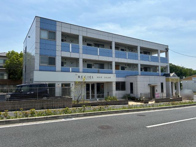 建物外観　外観写真（昼）