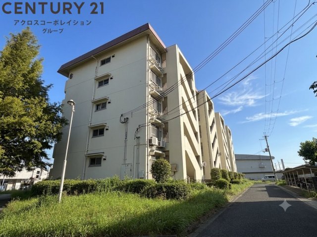 建物外観　敷地内に駐車場あります！