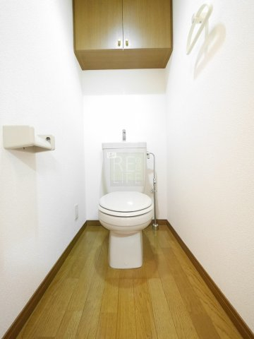 ＪＲ総武線 西荻窪駅 徒歩11分 5階建 築27年のトイレ写真