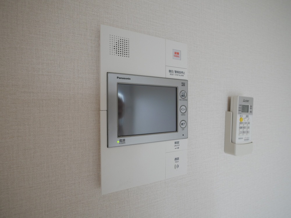 セキュリティ　モニター付きインターホンです