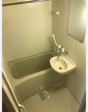 バス・シャワールーム　※別部屋の参考写真です。