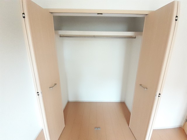 宇都宮市 2階建 築12年の内装写真