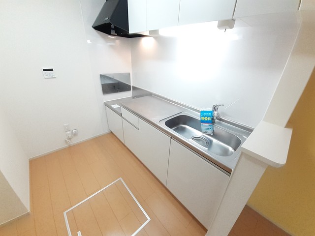 宇都宮市 2階建 築12年のキッチン写真
