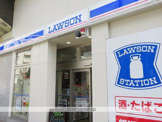 その他　【コンビニエンスストア】ローソン　杉並高円寺駅入口店（その他）まで369m