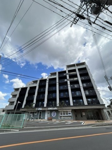 建物外観　外観は落ち着いています