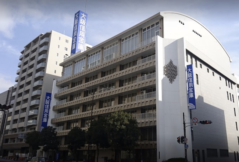 銀行　大阪信用金庫本店（銀行）まで347m
