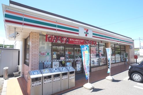 コンビニ　セブンイレブン 伊勢原高森店（コンビニ）まで1024m