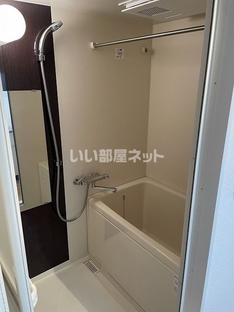 地下鉄名城線 志賀本通駅 徒歩2分 15階建 築19年の風呂写真