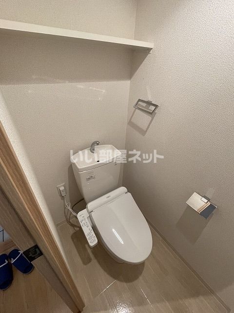 地下鉄名城線 志賀本通駅 徒歩2分 15階建 築19年のトイレ写真