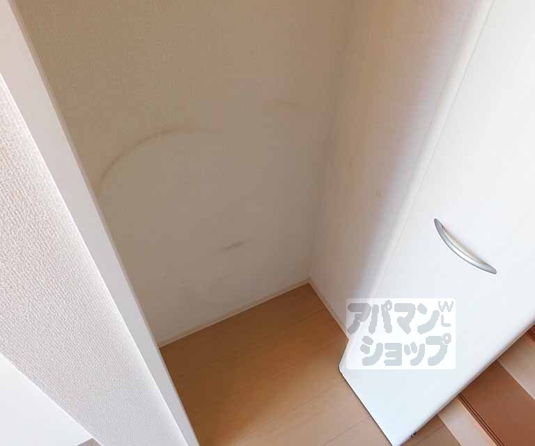 その他設備　独立の洗面台