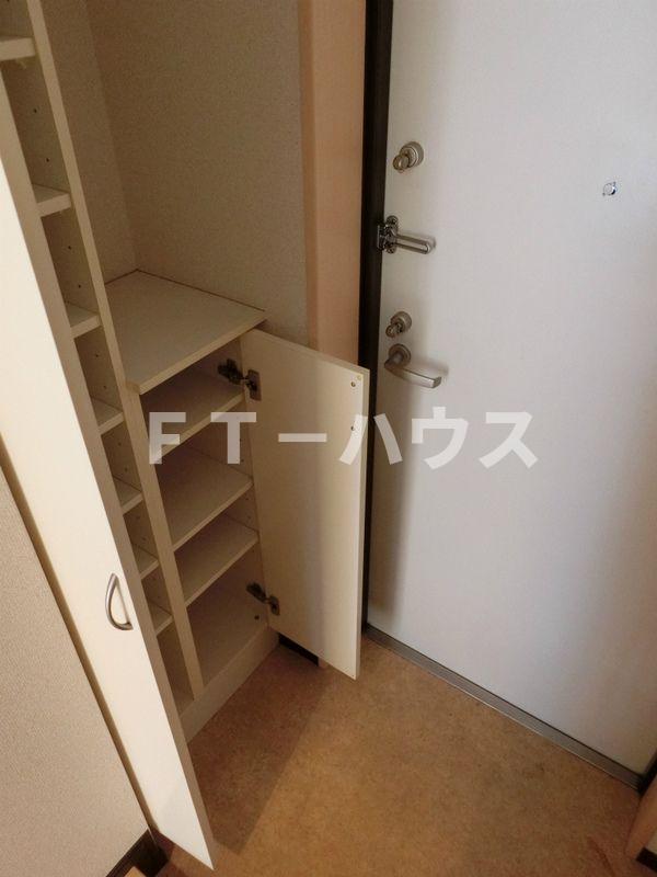 CASA AL MAREの玄関写真