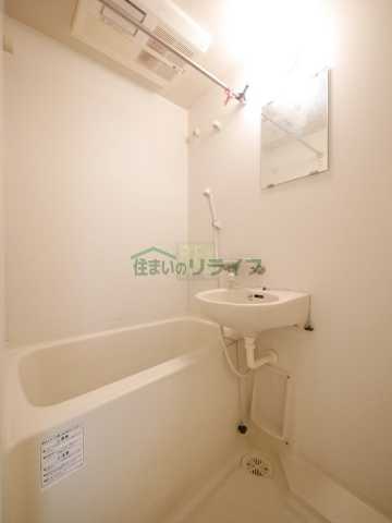 バス・シャワールーム　別部屋同一タイプ参考写真