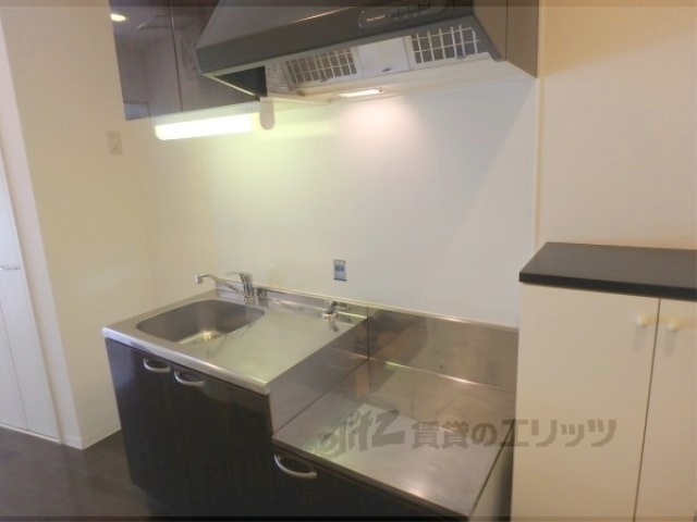 地下鉄烏丸線 北大路駅 徒歩9分 2階建 築18年のキッチン写真