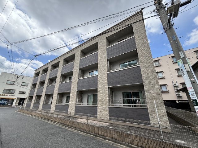 ＪＲ総武本線 東千葉駅 徒歩1分 築13年