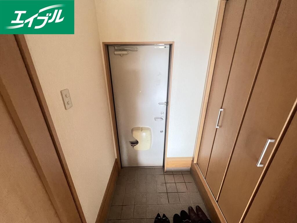 メゾネット浦田 A棟の玄関写真