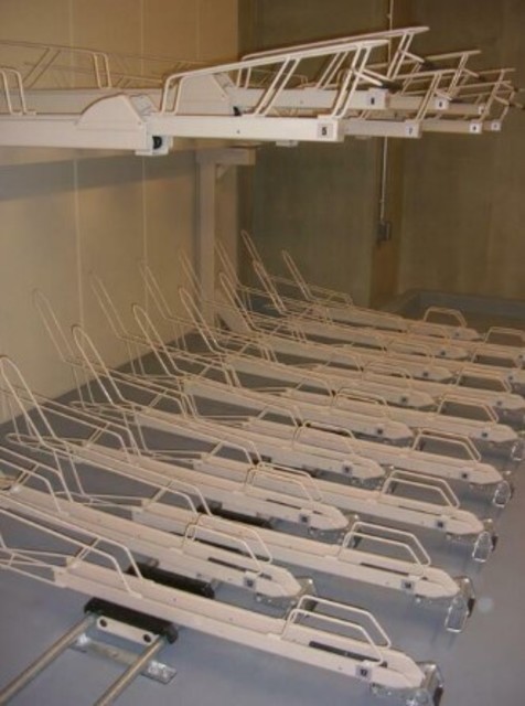 駐車場　駐輪場