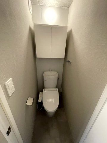 トイレ　落ち着いたトイレです