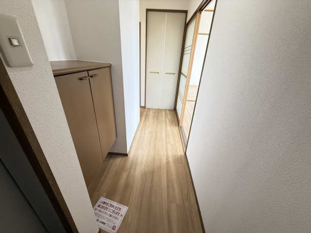 ルーブルハイツ Aの玄関写真