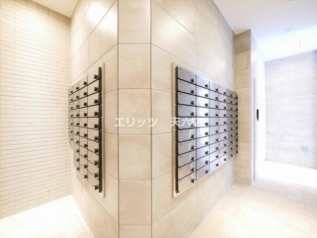 ロビー　エントランス