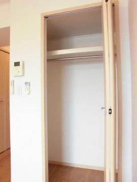 収納　クローゼット