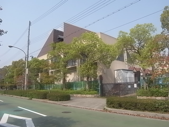RICウエストコート4番街524号棟の周辺写真