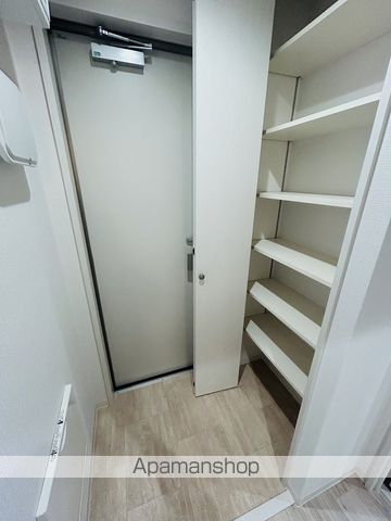 京阪本線 森小路駅 徒歩6分 3階建 築1年の玄関写真