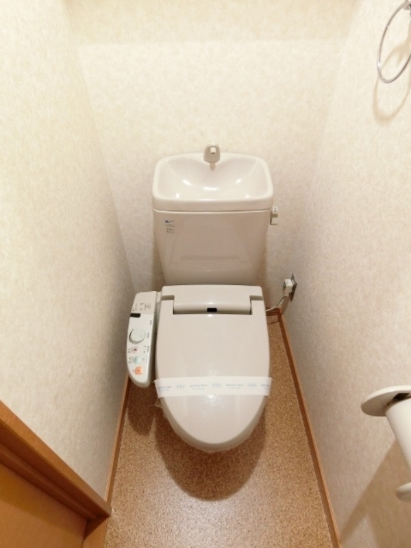 トイレ　図面と現状に相違がある場合には現状を優先
