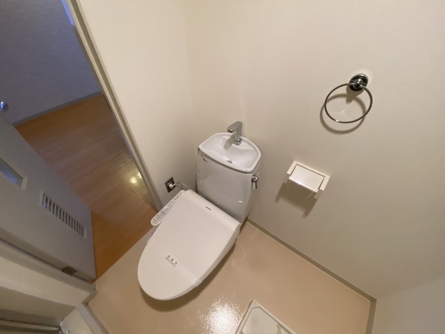 GH COURT 2ndのトイレ写真