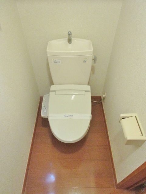 レオパレスINGのトイレ写真