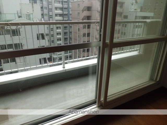 地下鉄東西線 西１８丁目駅 徒歩6分 10階建 築32年の内装写真